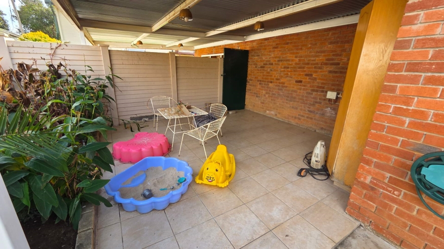 To Let 3 Bedroom Property for Rent in Fichardt Park Free State